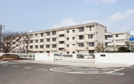 市立木太中学校