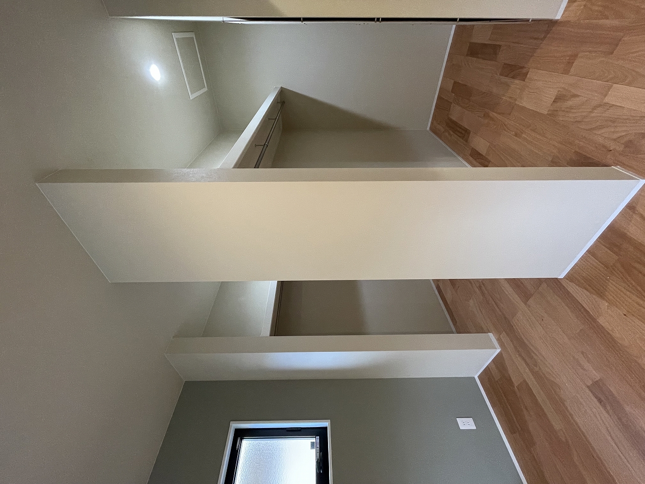 家族とペットをつなぐ平屋の住まい