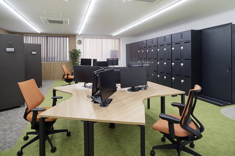 リフォーム事例(事務所):気分で選べる、仕事とくつろぎのオフィス