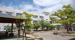 市立太田小学校<br />
徒歩3分(約220ｍ)