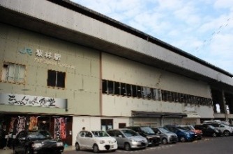 JR「栗林駅」<br />
徒歩13分(約1020ｍ)