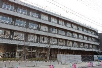 栗林小学校<br />
徒歩9分(約650ｍ)