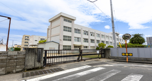 市立太田小学校<br />
徒歩14分(約1,100ｍ)