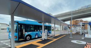 ことでんバス「ことでん伏石駅」バス停<br />
徒歩5分(約380ｍ)